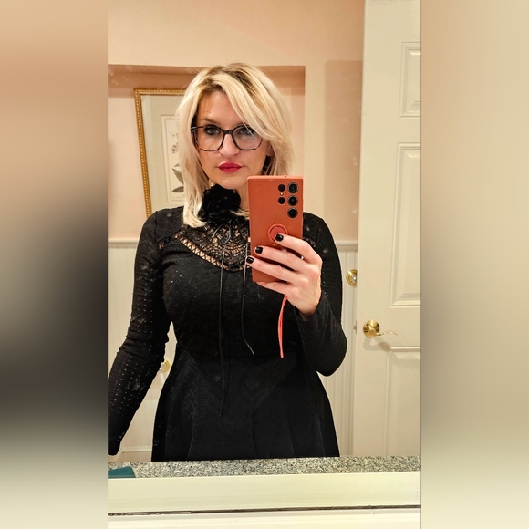 Meet your Posher, Sea - Picture 3 of 6